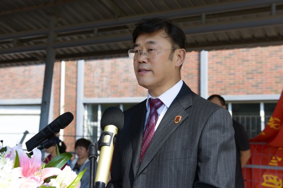 岳学军讲话.JPG