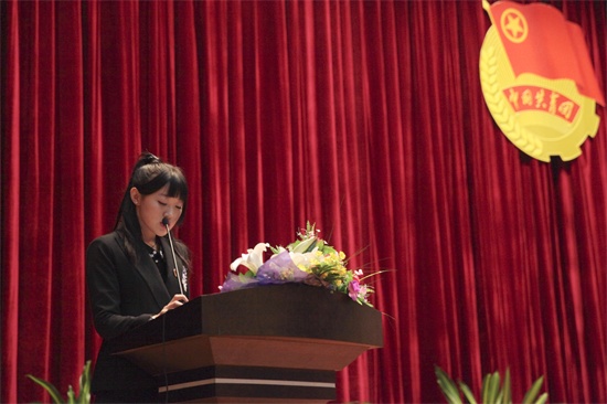 4 文化产业管理学院刘乃瑶同学代表本期团校全体学院发言.jpg