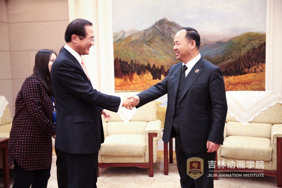 1董事长郑立国与韩国文化产业振兴院院长洪相杓作.jpg