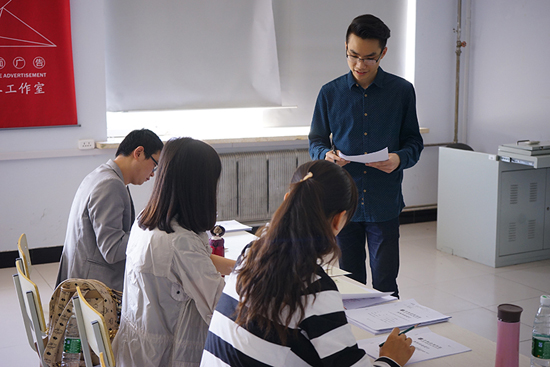 2015届学生就毕业设计相关问题回答教师提问4.JPG