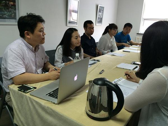2吴奭熙教授与游戏学院各系室负责人和骨干教师座谈.JPG